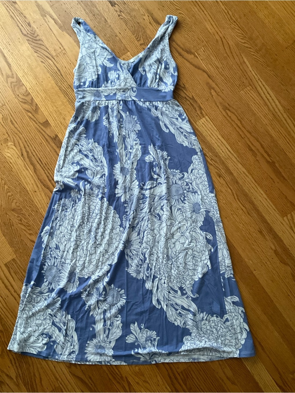 Garnet Hill Blue & White Floral Jersey Knit Cotton Maxi Dress - Picture 4 of 8
